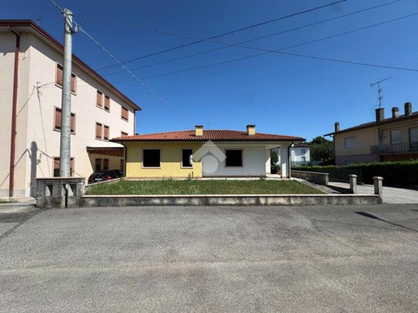 casa indipendente in vendita a Cappella Maggiore