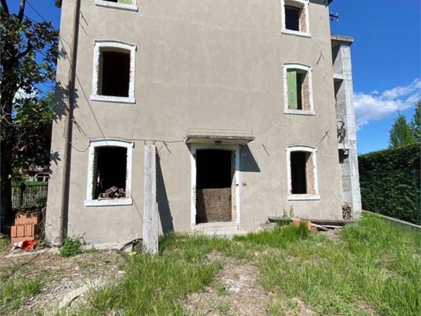 casa indipendente in vendita a Cappella Maggiore