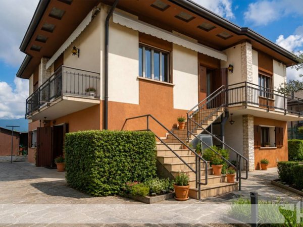 casa indipendente in vendita a Cappella Maggiore