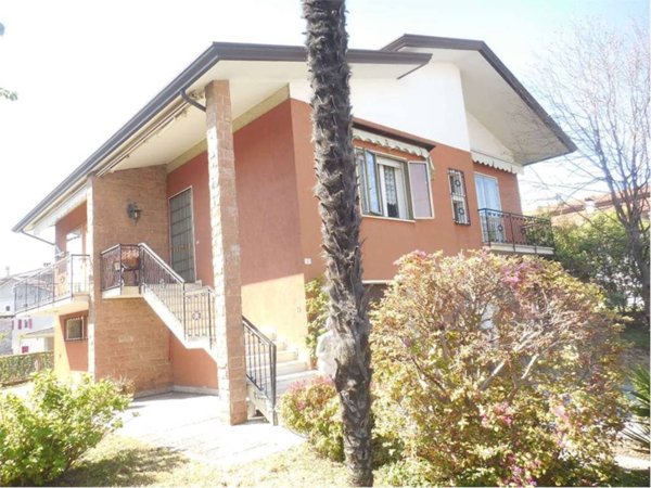 casa indipendente in vendita a Cappella Maggiore