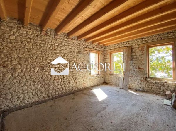 casa indipendente in vendita a Cappella Maggiore