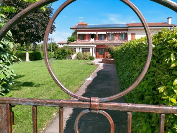 casa indipendente in vendita a Carbonera in zona San Giacomo di Musestrelle