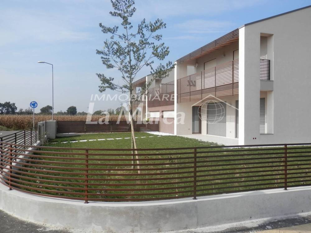 casa indipendente in vendita a Carbonera