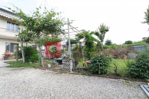 casa indipendente in vendita a Carbonera in zona Pezzan