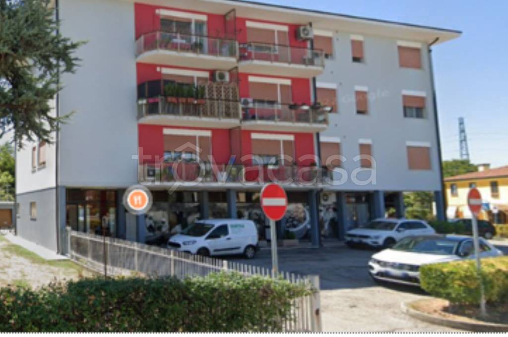 appartamento in vendita a Carbonera in zona Biban