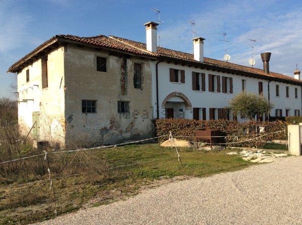 casale in vendita a Carbonera