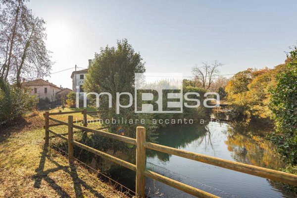 locale di sgombero in vendita a Carbonera