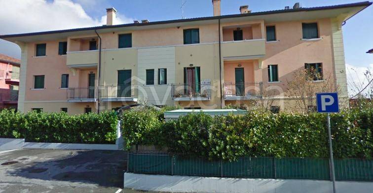 appartamento in vendita a Carbonera in zona Biban