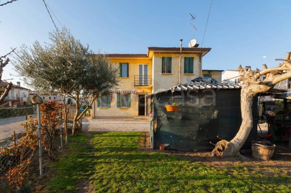 casa indipendente in vendita a Carbonera in zona Mignagola