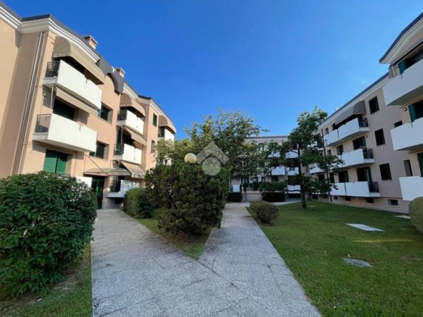 appartamento in vendita a Carbonera in zona Biban