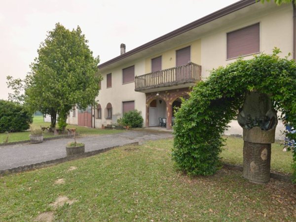 casa indipendente in vendita a Carbonera