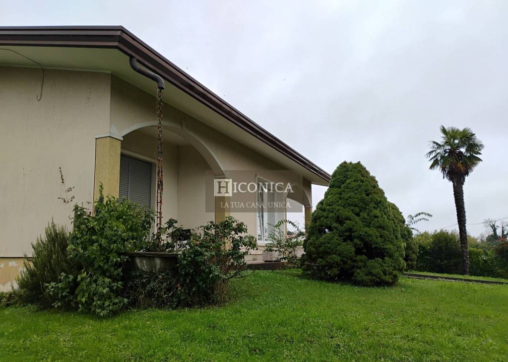 casa indipendente in vendita a Carbonera in zona Pezzan