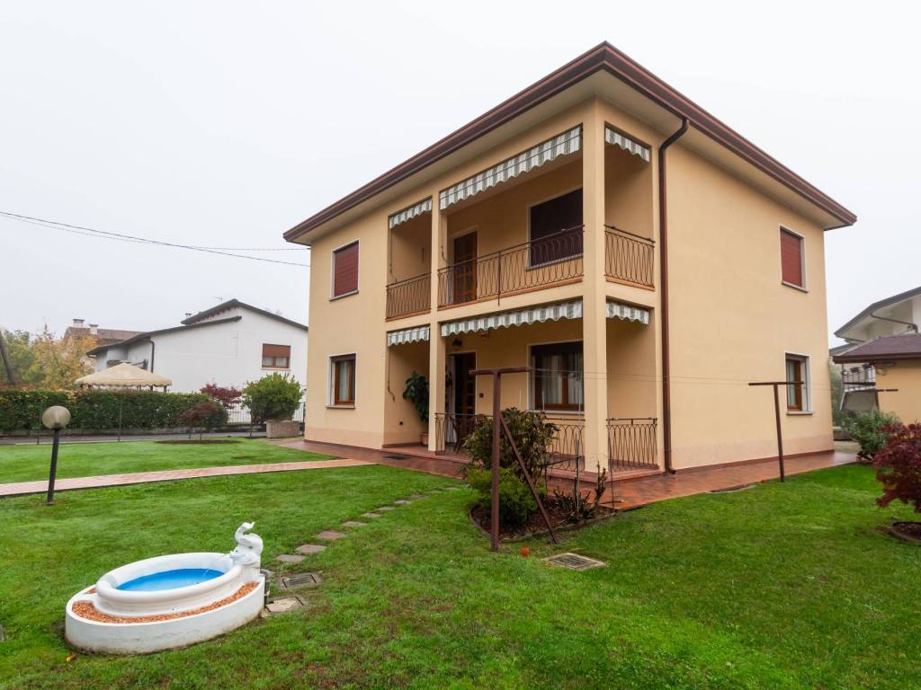 appartamento in vendita a Carbonera