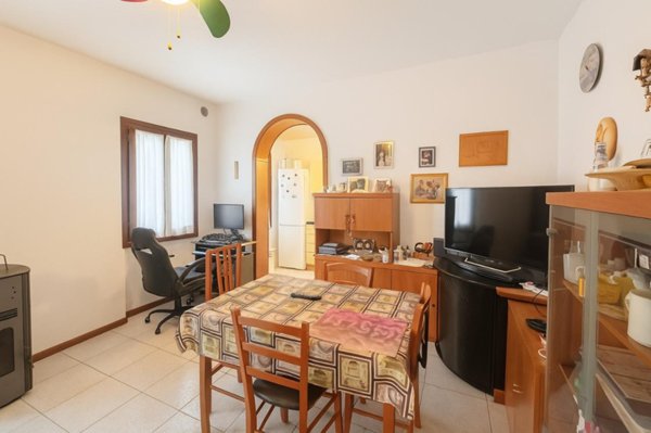 casa indipendente in vendita a Carbonera in zona Mignagola