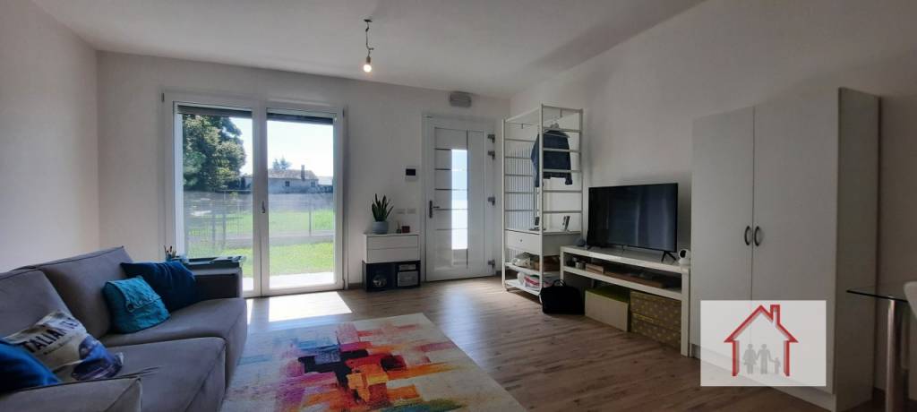 casa indipendente in vendita a Carbonera in zona Vascon