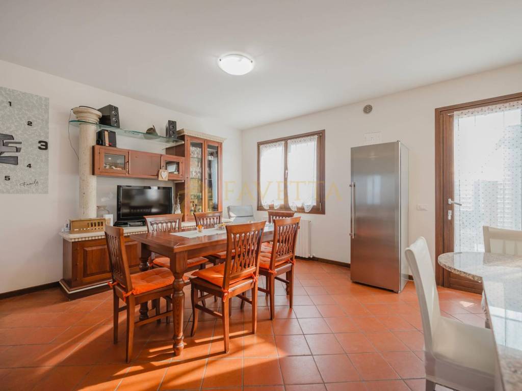 casa indipendente in vendita a Carbonera