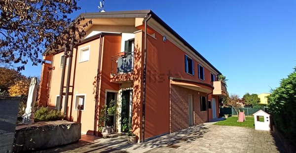 casa indipendente in vendita a Carbonera in zona San Giacomo di Musestrelle