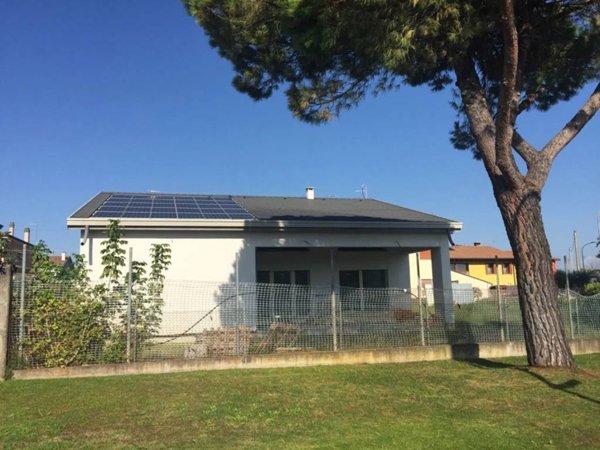 casa indipendente in vendita a Carbonera in zona Biban