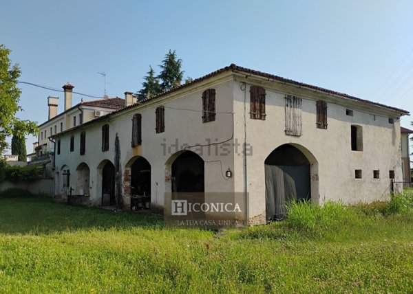 appartamento in vendita a Carbonera in zona Pezzan