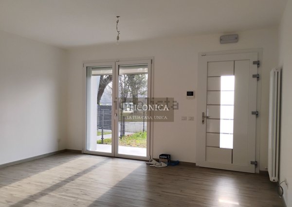 casa indipendente in vendita a Carbonera in zona Vascon