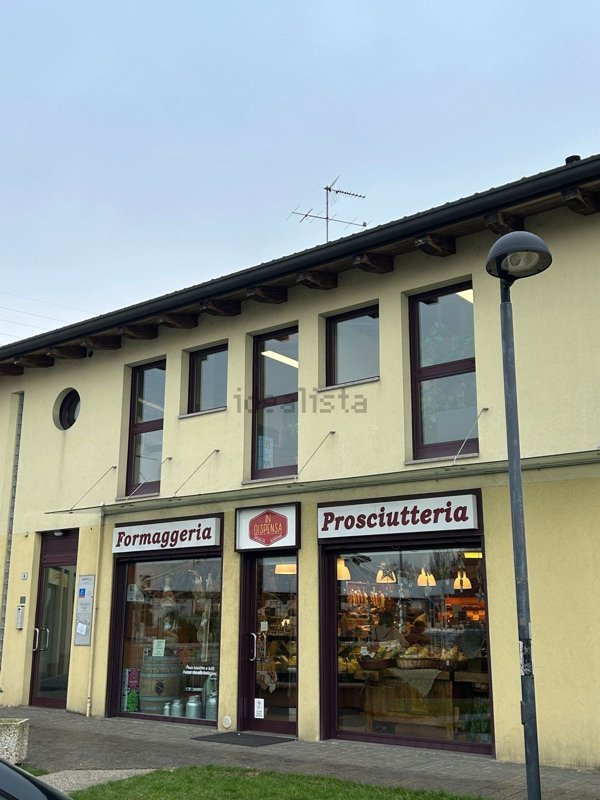 ufficio in vendita a Carbonera