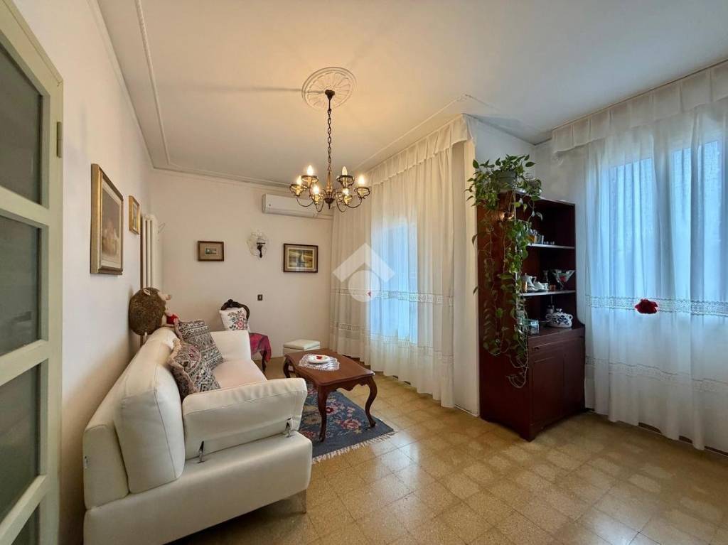 casa indipendente in vendita a Carbonera in zona Mignagola