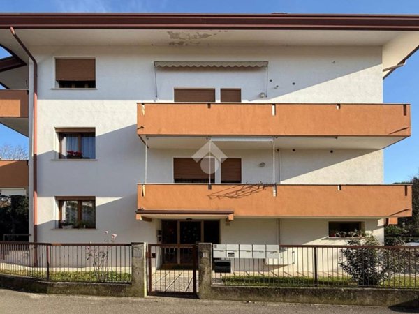 appartamento in vendita a Carbonera in zona Biban