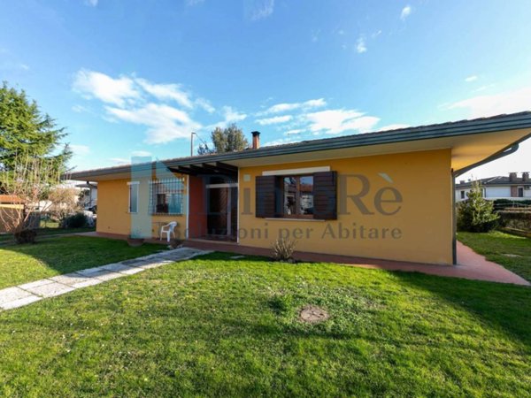 casa indipendente in vendita a Carbonera in zona Vascon