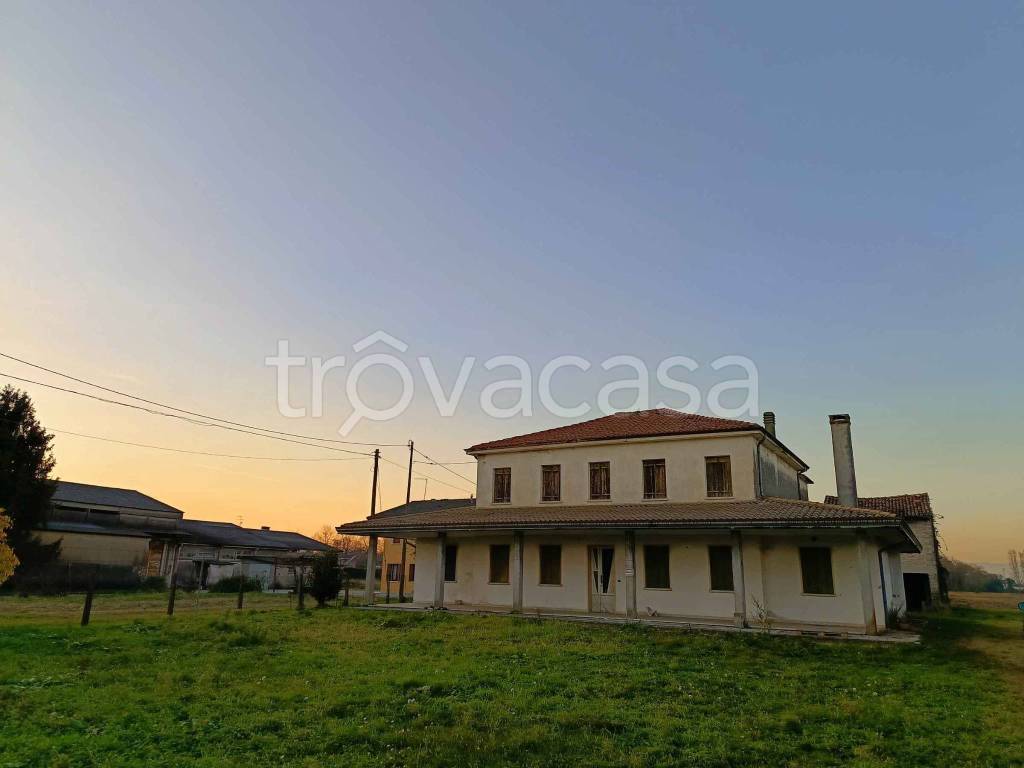 casa indipendente in vendita a Carbonera in zona Mignagola