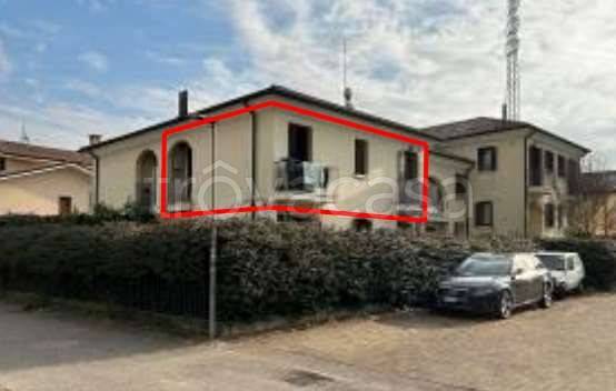 appartamento in vendita a Carbonera in zona Pezzan