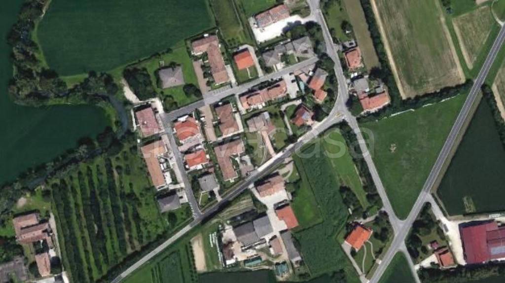 appartamento in vendita a Carbonera in zona Pezzan