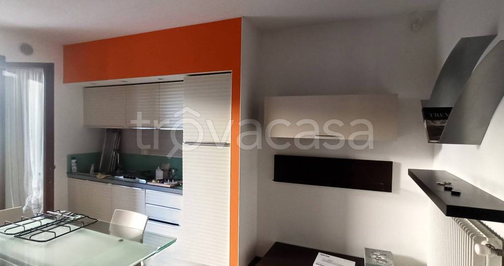 appartamento in vendita a Carbonera in zona Pezzan