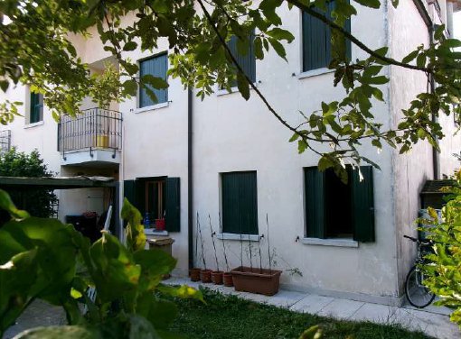 appartamento in vendita a Carbonera in zona Biban