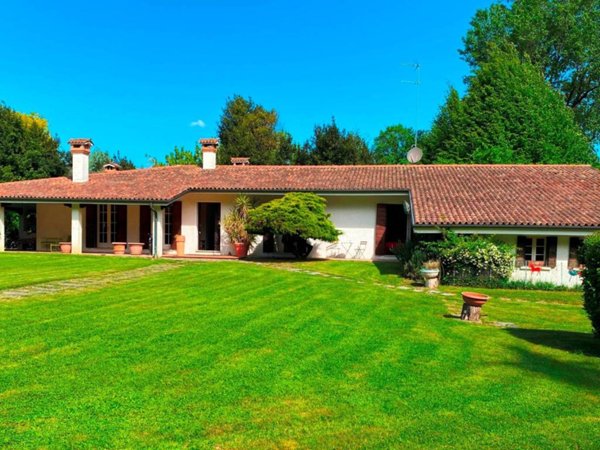 casa indipendente in vendita a Carbonera