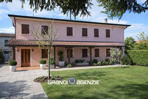 casa indipendente in vendita a Carbonera in zona Mignagola