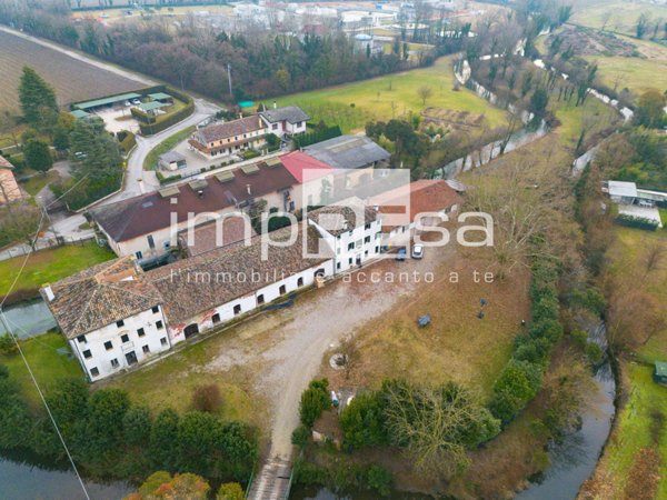 casa indipendente in vendita a Carbonera in zona Biban