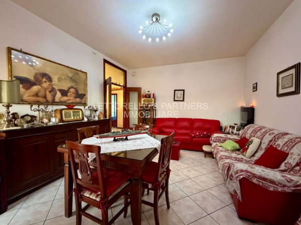 appartamento in vendita a Carbonera in zona Vascon