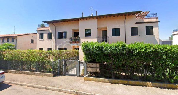 appartamento in vendita a Carbonera in zona Biban