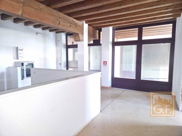 ufficio in vendita a Carbonera in zona San Giacomo di Musestrelle