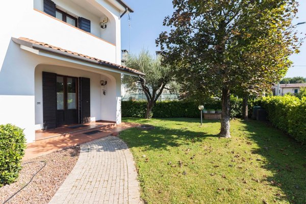 casa indipendente in vendita a Carbonera in zona Biban