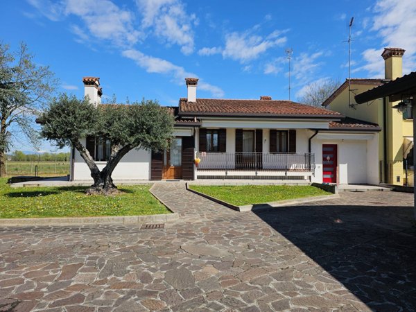 casa indipendente in vendita a Casale sul Sile