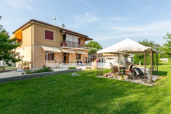 casa indipendente in vendita a Casale sul Sile