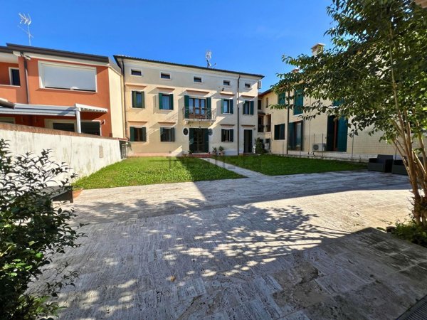casa indipendente in vendita a Casale sul Sile