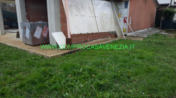 casa indipendente in vendita a Casale sul Sile in zona Conscio