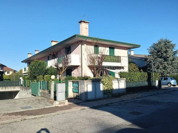 casa indipendente in vendita a Casale sul Sile