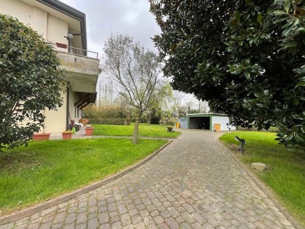 casa indipendente in vendita a Casale sul Sile in zona Lughignano