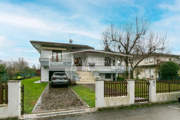 casa indipendente in vendita a Casale sul Sile in zona Lughignano