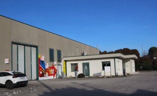 capannone in vendita a Casale sul Sile in zona Lughignano