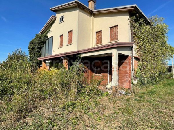 casa indipendente in vendita a Casale sul Sile in zona Lughignano