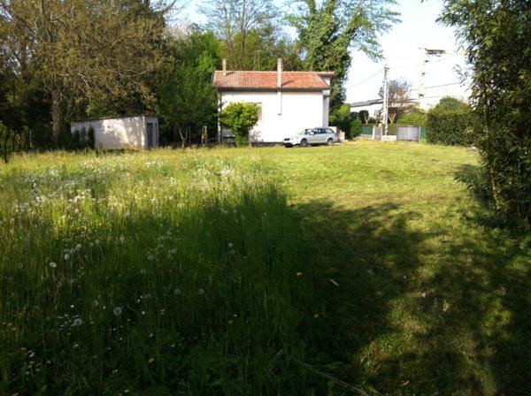 terreno edificabile in vendita a Casier